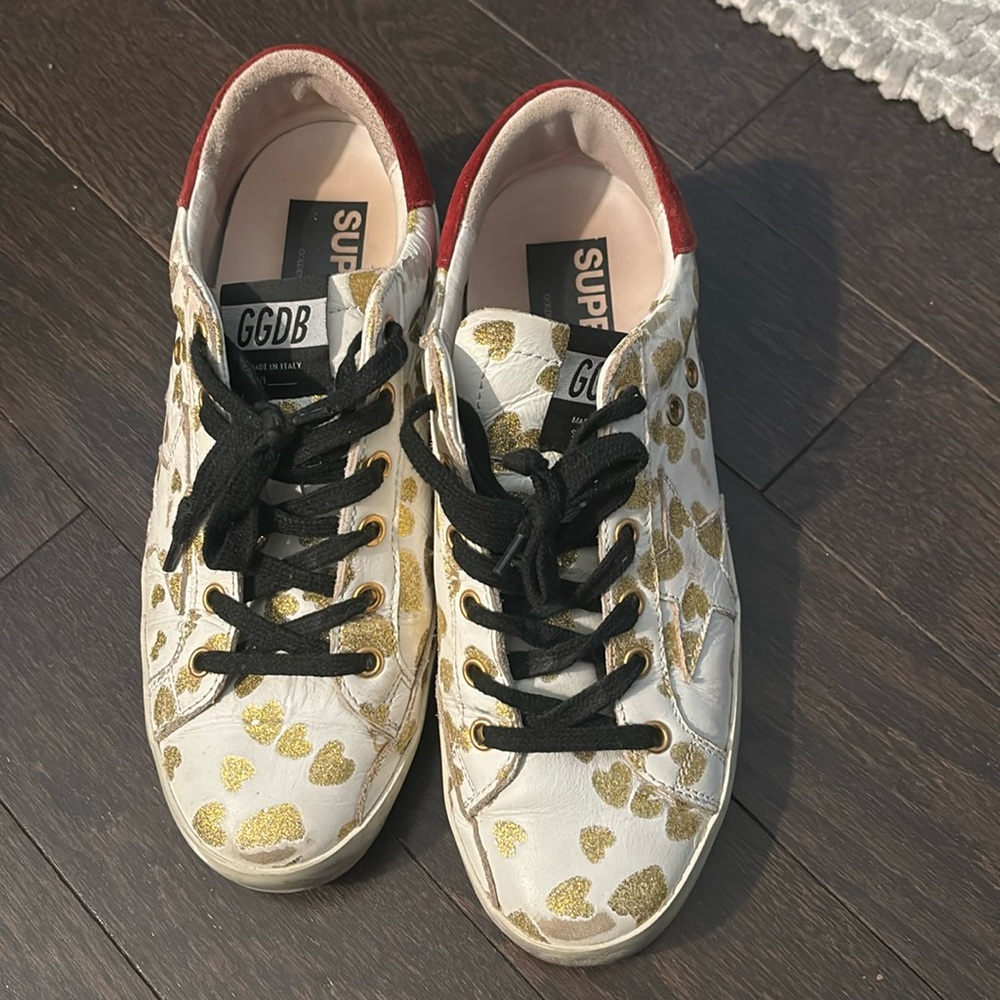Golden goose barley worn
